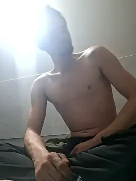 Snapshot of Puusy780 chatting on January 8, 2026, 3:01 am Puusy780 online show from January 8, 2026, 3:01 am