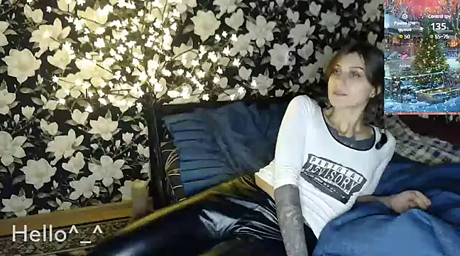 BroadFantasy online show from December 10, 2024, 3:33 pm