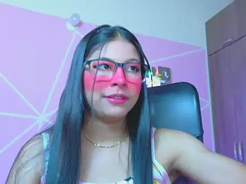 Snapshot of _ALLYSON18_ chatting on May 23, 2026, 11:31 am ALLYSON18 online show from May 23, 2026, 11:31 am