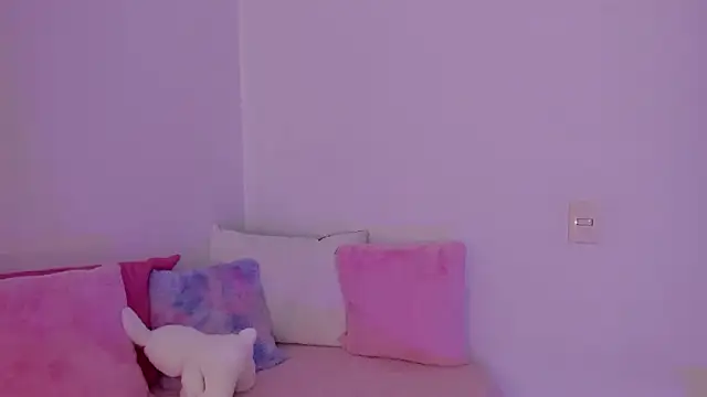 Snapshot of Brisa_blue chatting on March 6, 2026, 3:29 pm Brisa blue online show from March 6, 2026, 3:29 pm