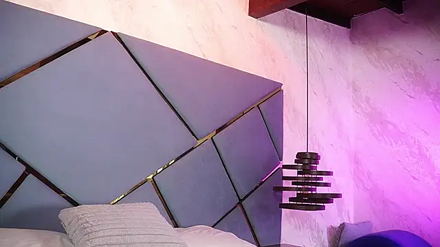 ammy durand online show from December 17, 2025, 7:08 pm