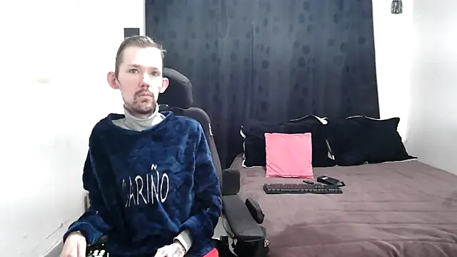 Sophia and Thomas online show from February 27, 2025, 9:50 am