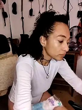 SamaraMartinez online show from May 7, 2026, 11:57 am