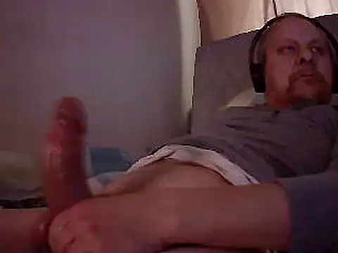 Snapshot of amylrmm1903 chatting on February 22, 2025, 2:30 pm amylrmm1903 online show from February 22, 2025, 2:30 pm