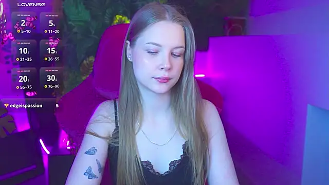 CuteMousee online show from July 20, 2026, 6:21 am