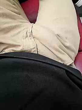 Snapshot of Moonbadboyss chatting on September 29, 2025, 7:15 am Moonbadboyss online show from September 29, 2025, 7:15 am