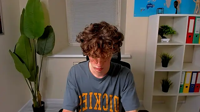 LukeSweet online show from July 14, 2026, 1:06 pm