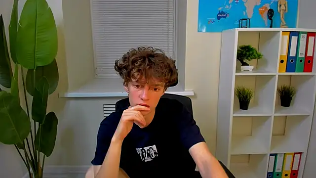 LukeSweet online show from June 24, 2026, 2:48 pm