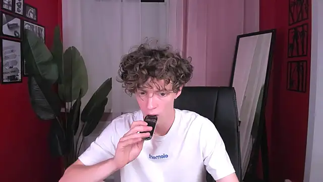 LukeSweet online show from July 29, 2026, 3:00 pm