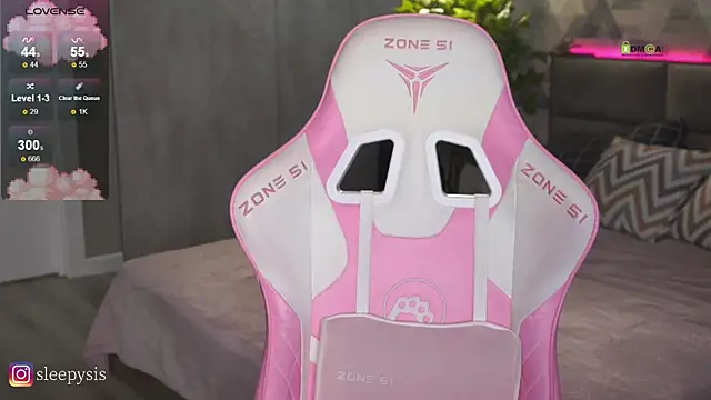 Sleepy SIS online show from September 11, 2025, 2:28 pm