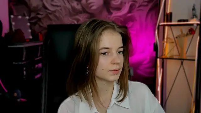 TinaDavil online show from March 12, 2025, 3:29 pm