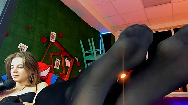 TinaDavil online show from March 18, 2025, 3:22 pm