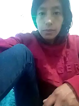 karolinee 66  online show from December 15, 2024, 4:29 am