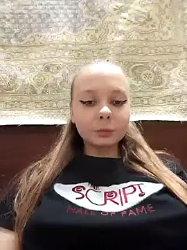 Snapshot of Ekaterina27 chatting on June 20, 2026, 9:14 am Ekaterina27 online show from June 20, 2026, 9:14 am