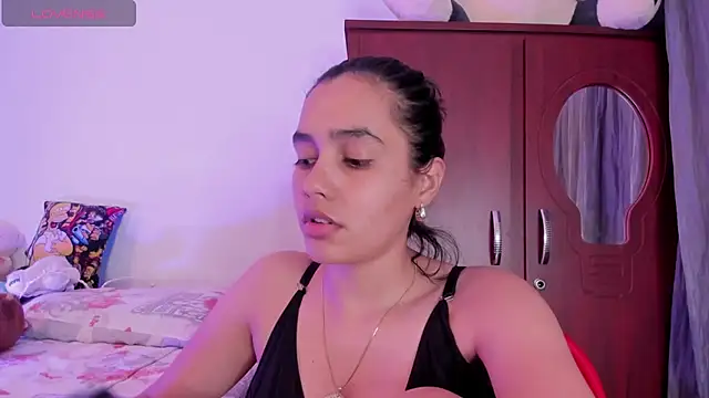 samara jonness online show from May 26, 2026, 4:21 am