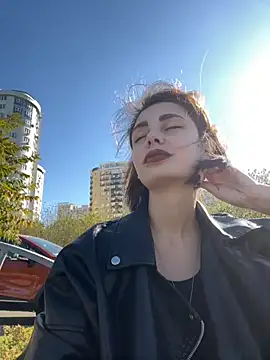 SandraCarter online show from September 15, 2025, 6:14 am