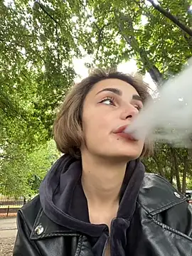 SandraCarter online show from September 19, 2025, 6:06 am