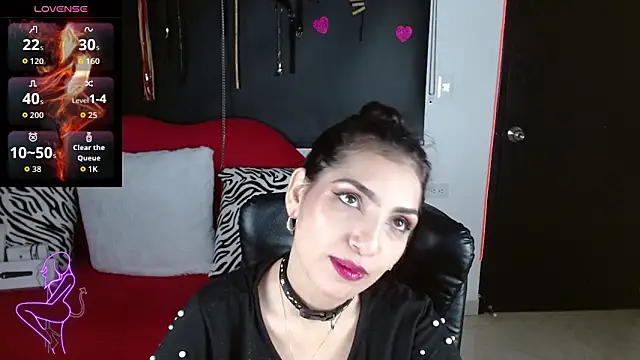 Carolaine69  online show from September 23, 2025, 1:29 pm