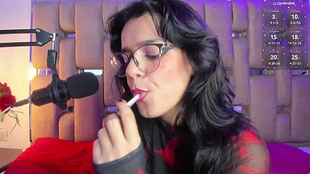 ValerieKay  online show from March 22, 2025, 4:26 pm