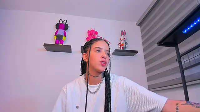 Gangster Girl online show from October 2, 2025, 8:29 am