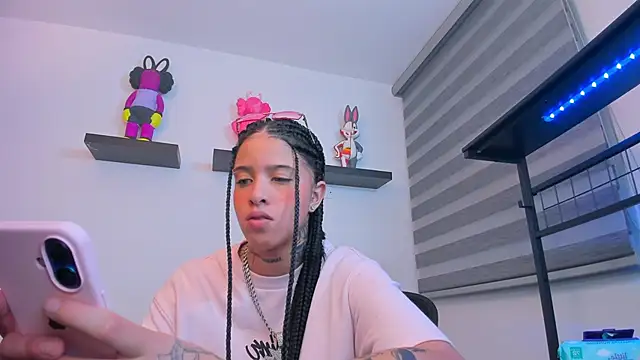 Gangster Girl online show from September 28, 2025, 5:14 am