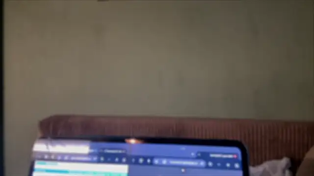 courteous raspberrry online show from October 10, 2025, 6:03 am