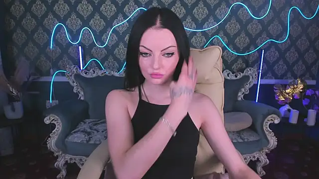 Daisy Delight online show from November 3, 2025, 8:01 pm