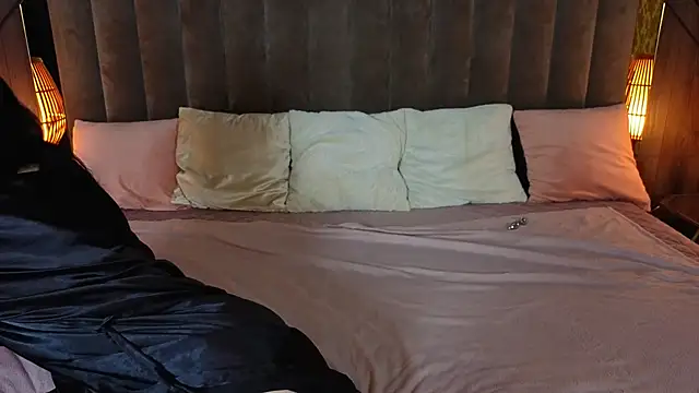 Daisy Delight online show from October 10, 2025, 2:18 pm