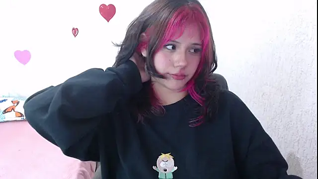 mixie cute online show from February 18, 2025, 7:52 pm