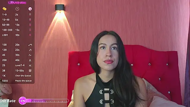 EmiGomez  online show from September 14, 2025, 9:04 pm