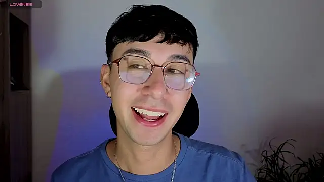 cameron cum online show from October 9, 2025, 5:02 pm