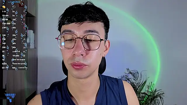 cameron cum online show from October 28, 2025, 11:09 am