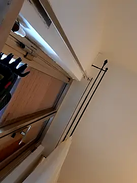 bluangelo online show from March 11, 2026, 1:38 pm