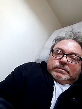 bluangelo online show from January 12, 2025, 1:58 pm