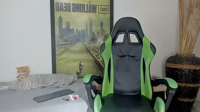 jamesinked  online show from January 18, 2026, 7:17 pm