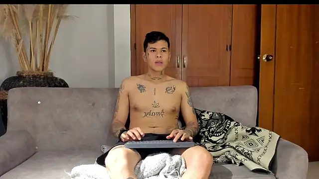 jamesinked  online show from December 19, 2025, 1:31 am