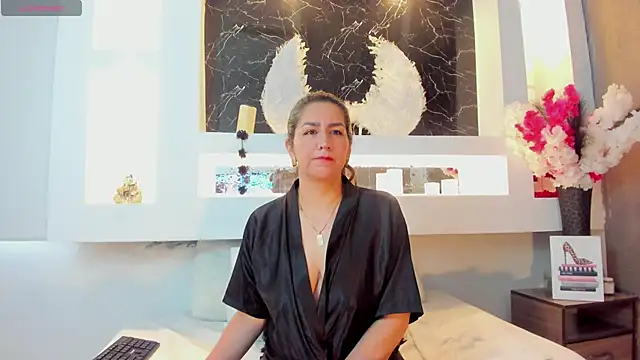 Cinthya mjs online show from October 7, 2025, 12:17 pm