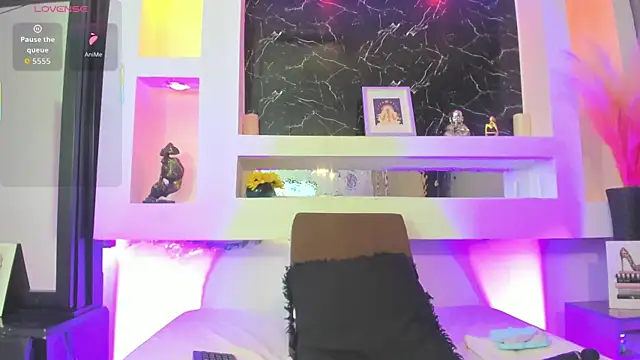 Snapshot of Cinthya_mjs chatting on February 5, 2026, 1:29 pm Cinthya mjs online show from February 5, 2026, 1:29 pm