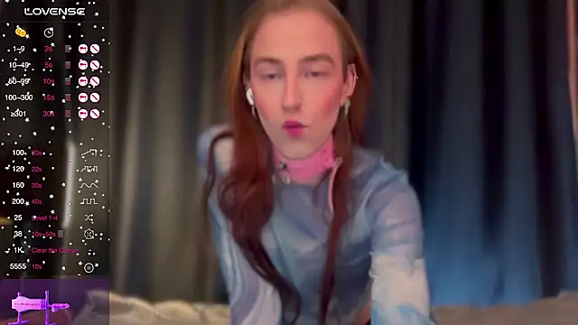 Avril Pearly  online show from December 5, 2025, 12:37 pm