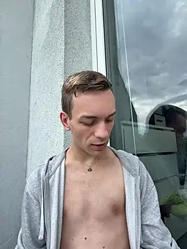 nickdtr online show from June 18, 2026, 10:53 am