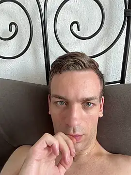 nickdtr online show from July 2, 2026, 8:31 am