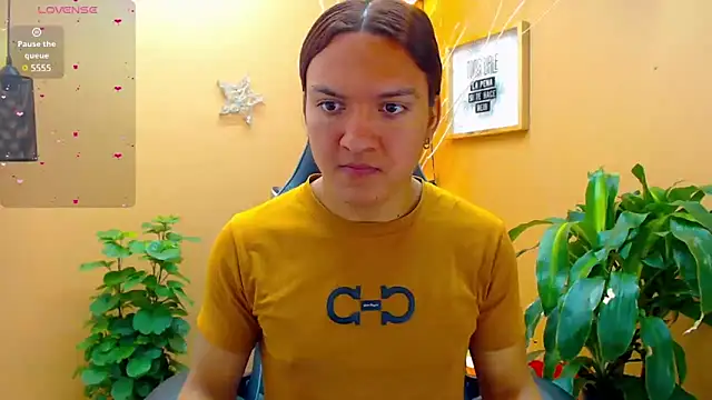 aslyhernandez 7 online show from March 14, 2025, 3:36 pm