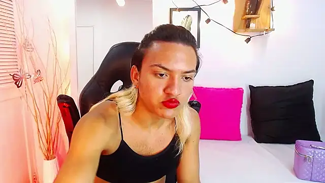 aslyhernandez 7 online show from January 29, 2025, 2:53 pm