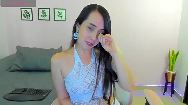 sophie pazz online show from May 8, 2026, 9:51 pm