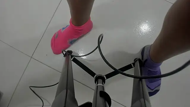 Victoriaa millers online show from November 16, 2025, 7:07 pm