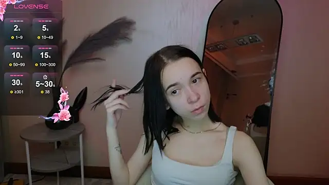 LilithStrangfor online show from March 20, 2025, 11:23 pm