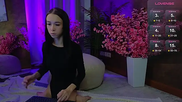 LilithStrangfor online show from October 10, 2025, 9:26 pm