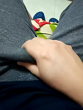 Snapshot of beautiful_hands_ chatting on February 6, 2025, 10:58 am beautiful hands online show from February 6, 2025, 10:58 am