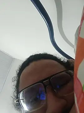 Snapshot of beautiful_hands_ chatting on February 13, 2026, 9:20 am beautiful hands online show from February 13, 2026, 9:20 am