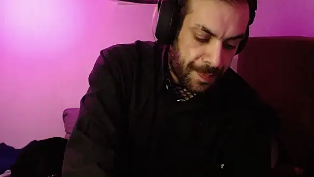 P4RtYBOII92 online show from March 9, 2026, 7:17 pm